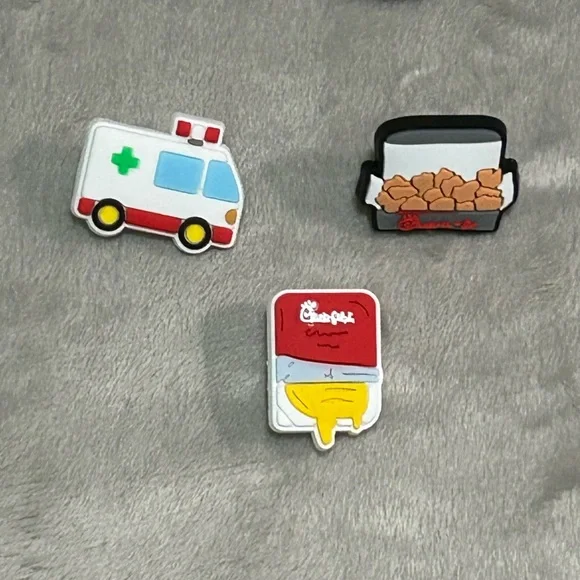 Chick-fil-A Themed Shoe Charms Set - Picture 3 of 3